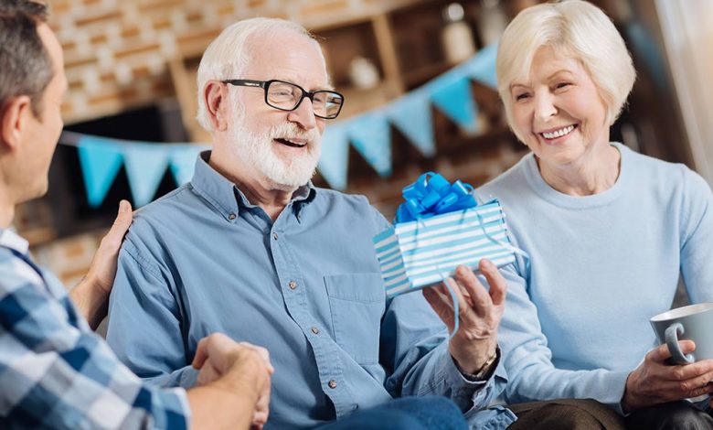 10 Gift Ideas for the Elderly - UK Elderly Companionship