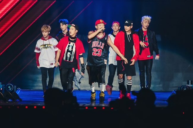 k-pop group iKON