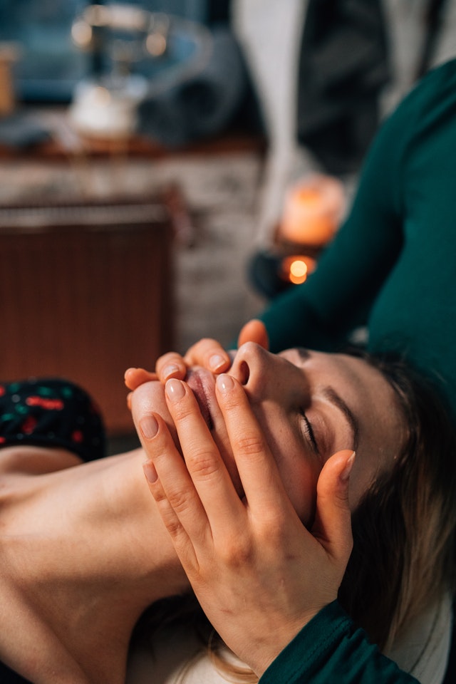How a Thai massage can help you unwind